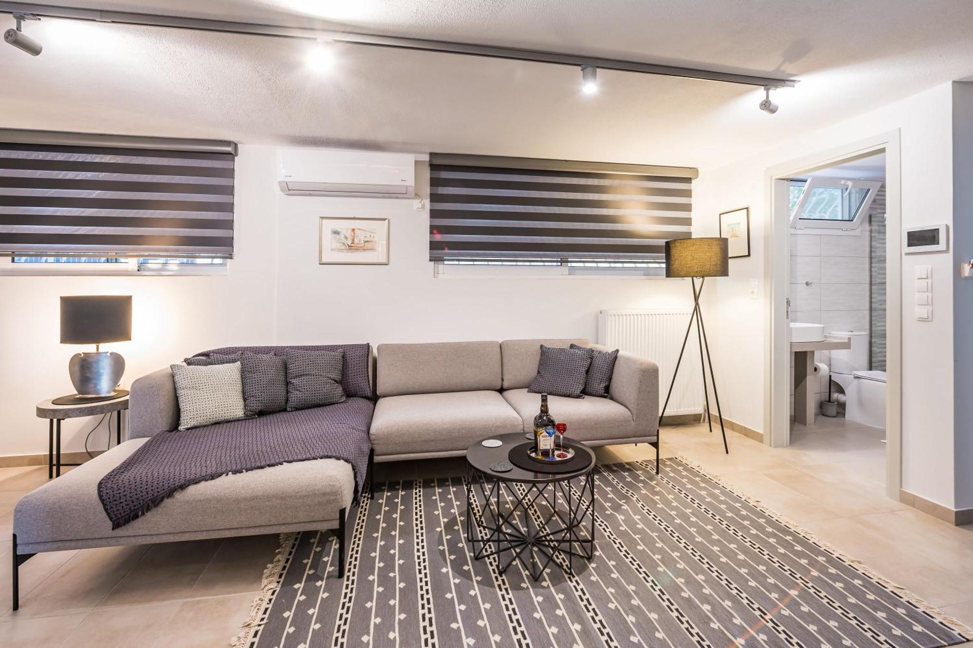 Glyfada'S Cosy Apartments Атина Екстериор снимка