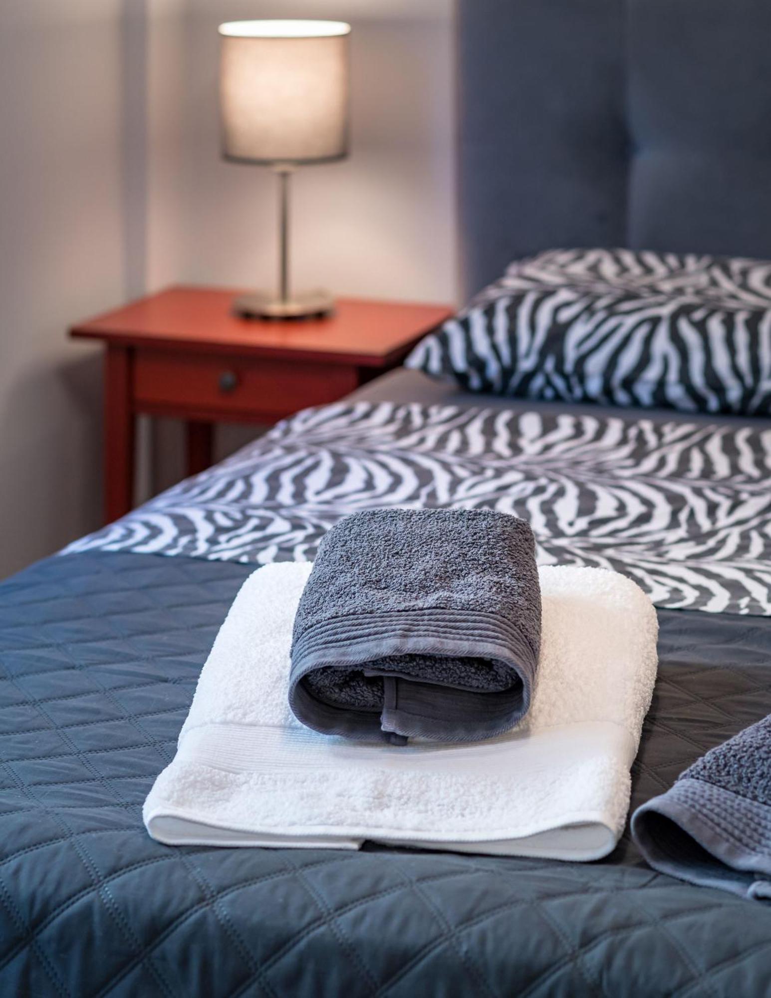 Glyfada'S Cosy Apartments Атина Екстериор снимка